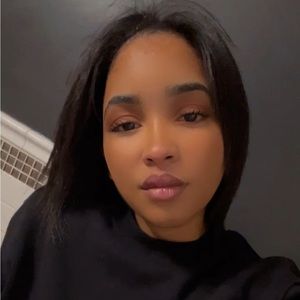 Meet your Posher, Yeilalin